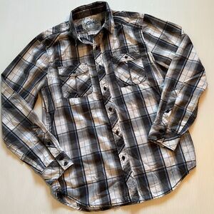 Chalc black, blue, & white long sleeve 100% cotton button down shirt.  Men’s med